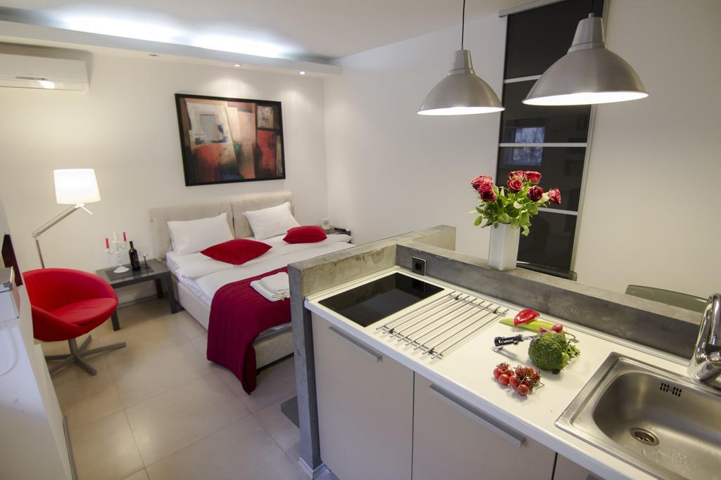 Studio Apartment Picasso Belgrád Kültér fotó