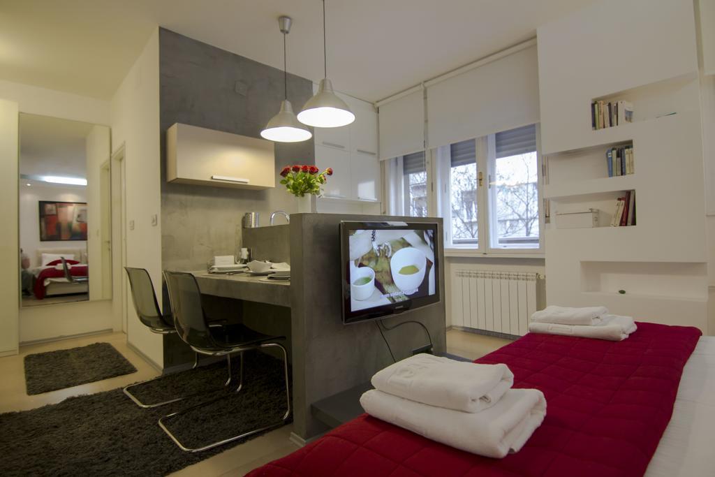 Studio Apartment Picasso Belgrád Kültér fotó