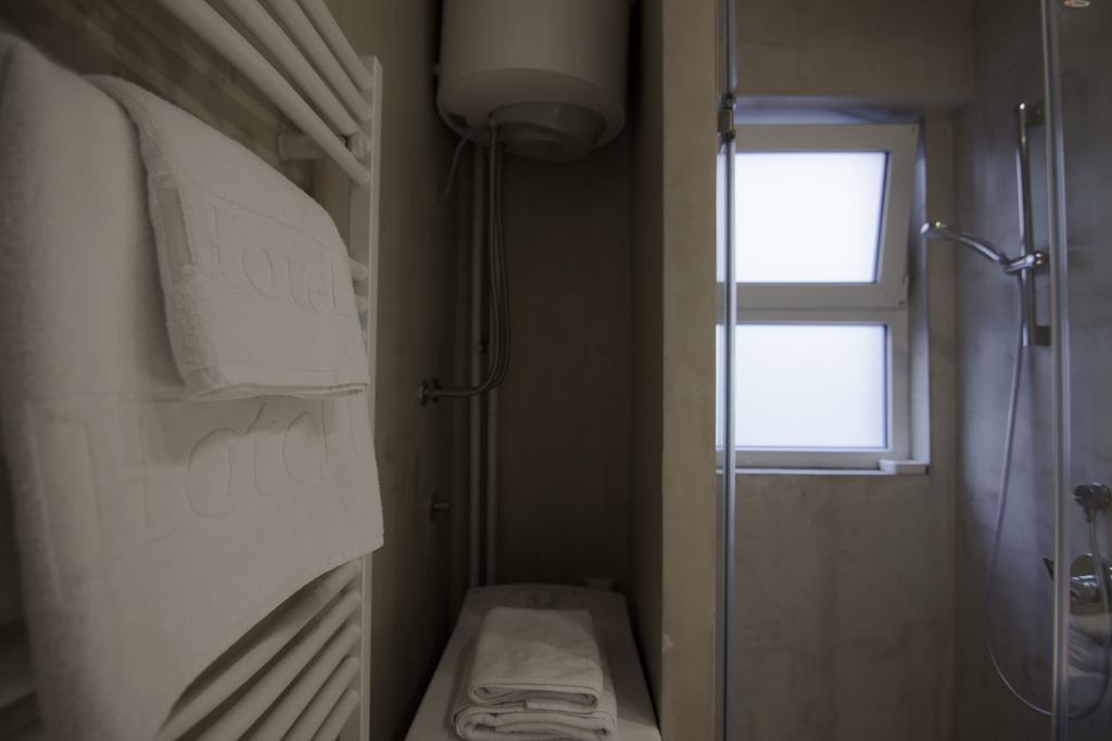 Studio Apartment Picasso Belgrád Kültér fotó